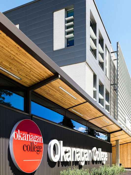 ケロウナの公立カレッジのOkanagan College